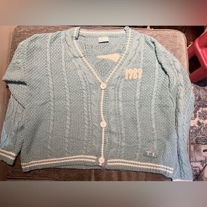 BNWT ⭐️LIMITED EDITION⭐️ TAYLOR SWIFT 1988 CARDIGAN — 3X/4X
